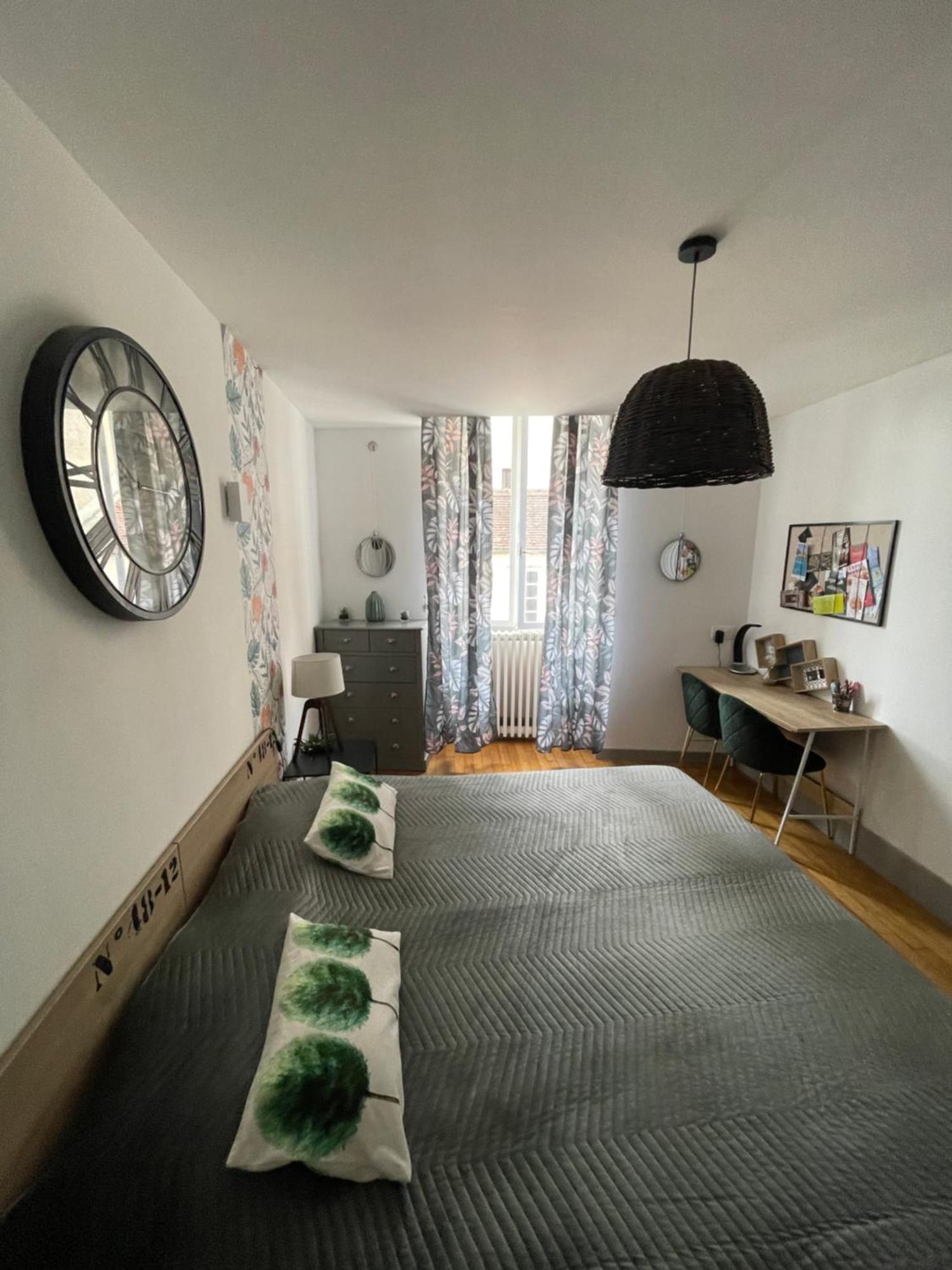 Appartement Moderne Centre Ville, 5 Personnes, 65 M2 Semur-en-Auxois Εξωτερικό φωτογραφία
